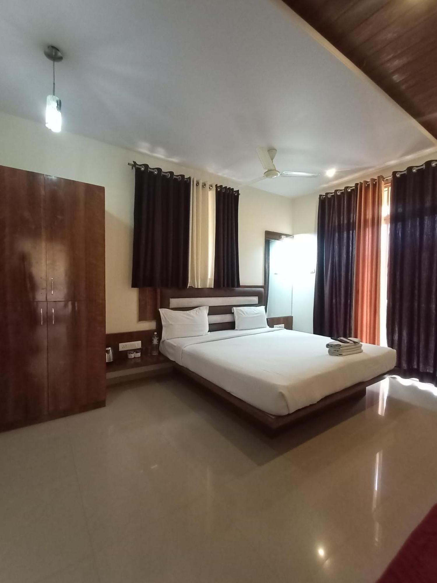 Hotel Oakwood Mahābaleshwar חדר תמונה